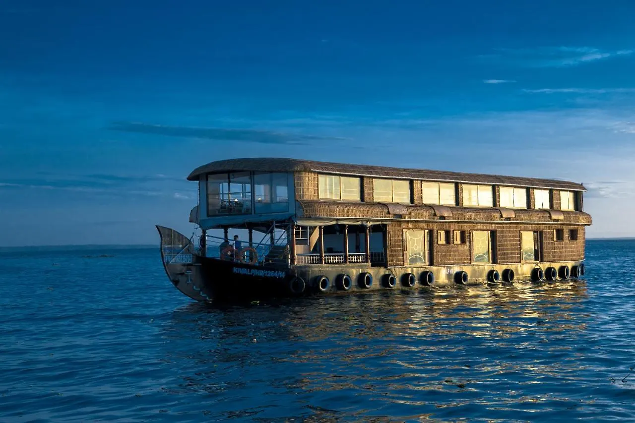 Harmony Houseboats Hotel Alappuzha