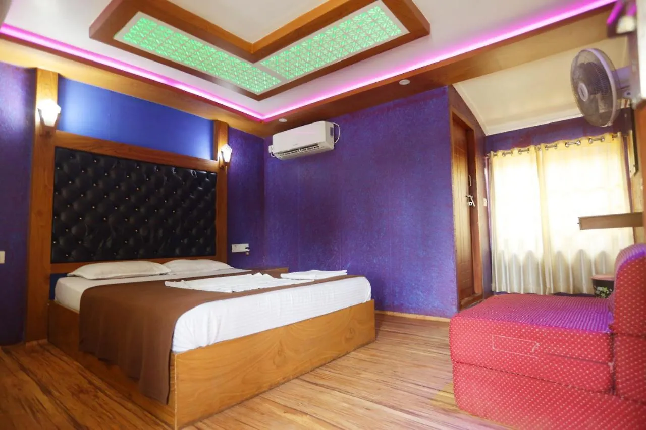 Harmony Houseboats Hotel Alappuzha Botel