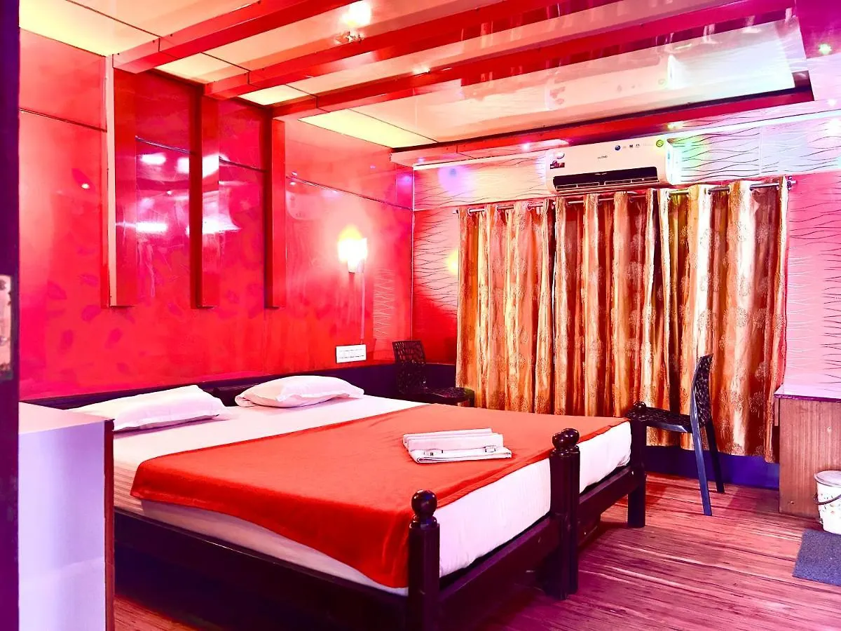 Harmony Houseboats Hotel Alappuzha