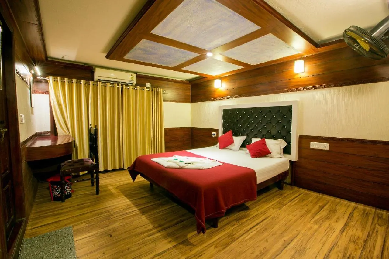 Harmony Houseboats Hotel Alappuzha Botel