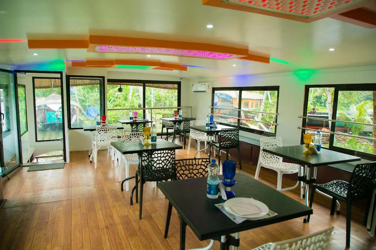 Harmony Houseboats Hotel Alappuzha