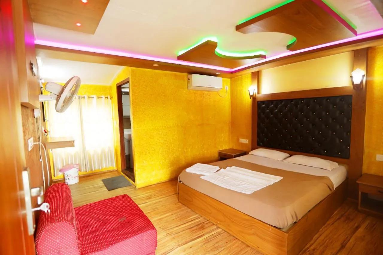 Bådhotel Harmony Houseboats Hotel Alappuzha